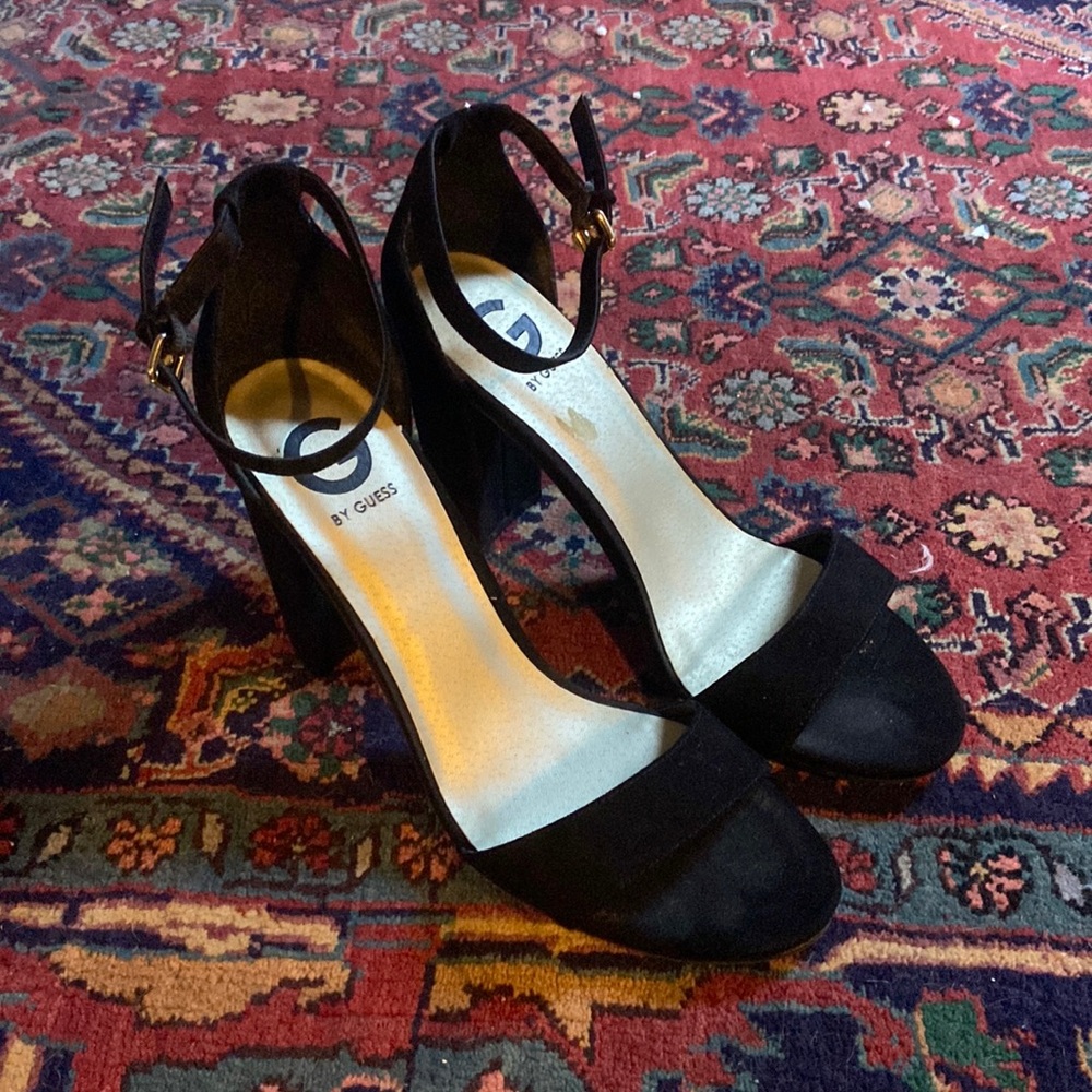 Guess black heels